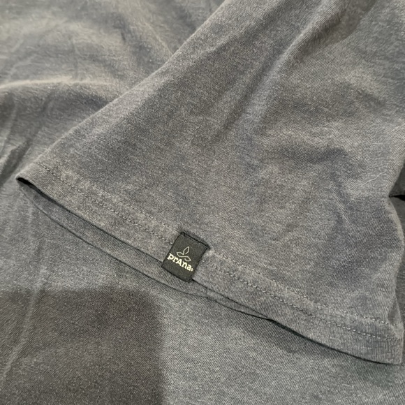 Prana Men’s Blue T-Shirt, Size XL, Gently Used - Picture 4 of 5